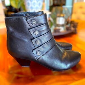 Dansko Baker Black Leather Ankle Boots Women's Size 10.5 EU 41